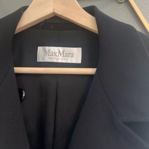 weekend max mara blazer Fitted 96% Virgin Wool